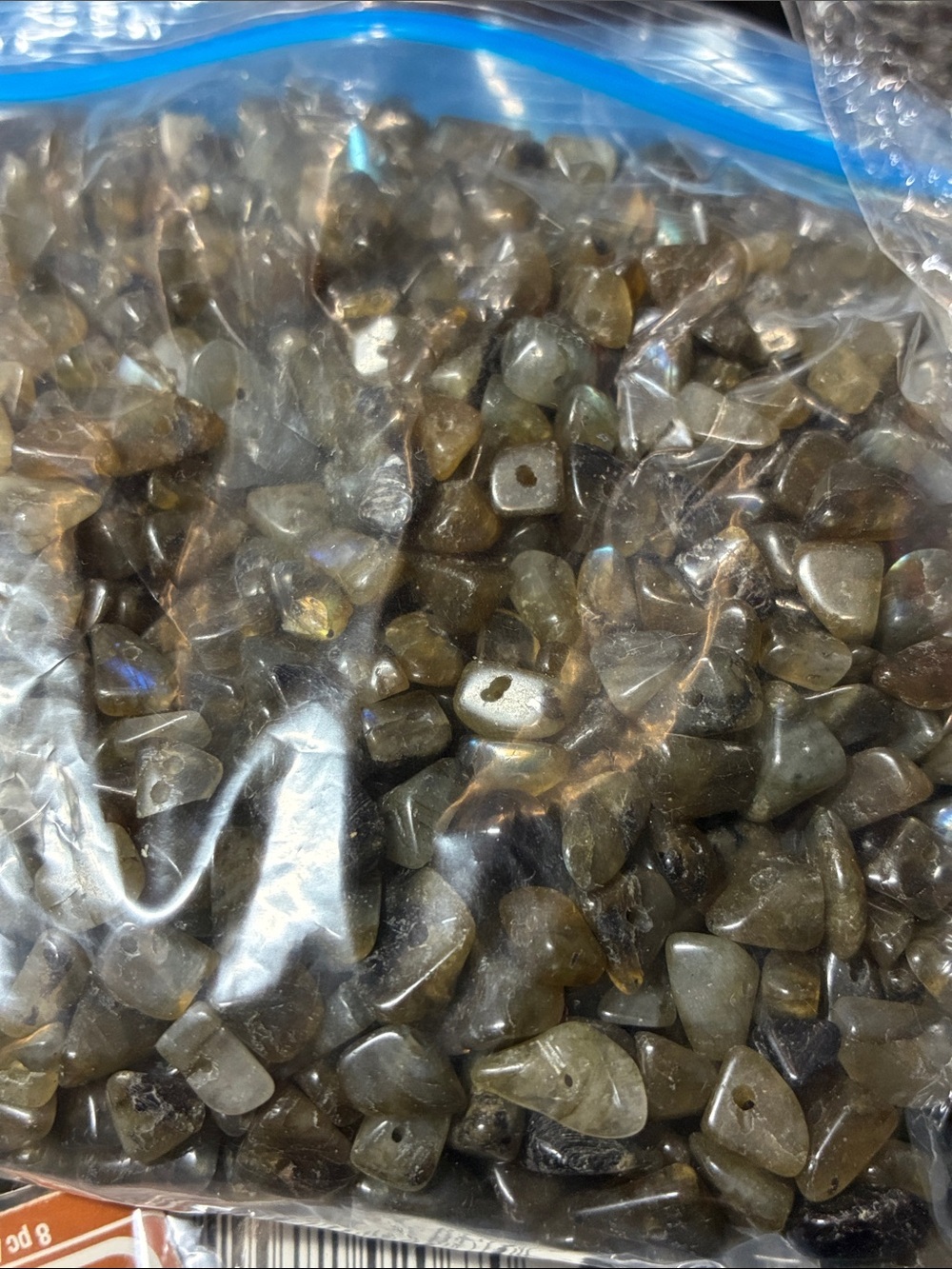 Lot of 2+ pounds of assorted black and grey gemstone beads - Picture 14 of 14